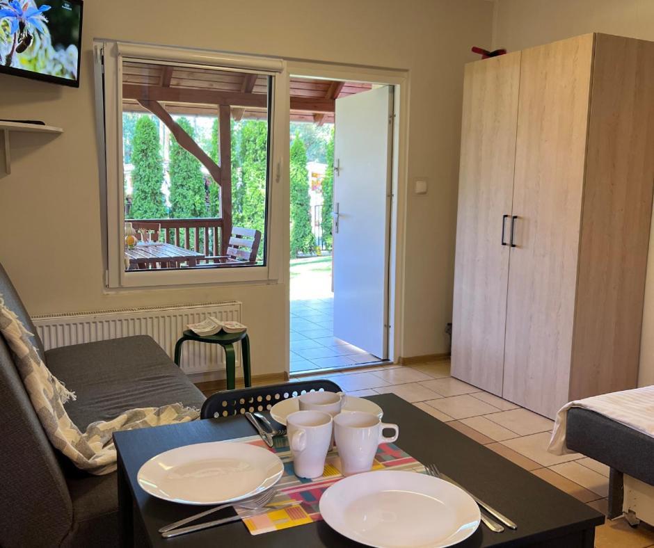Relaks Lägenhet Ujazdowo Exteriör bild